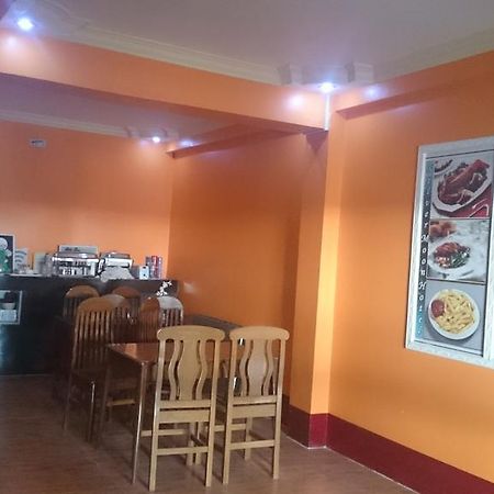 Silver Moon Hotel Yangon Dış mekan fotoğraf