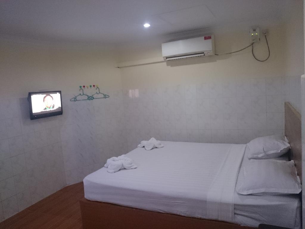 Silver Moon Hotel Yangon Dış mekan fotoğraf