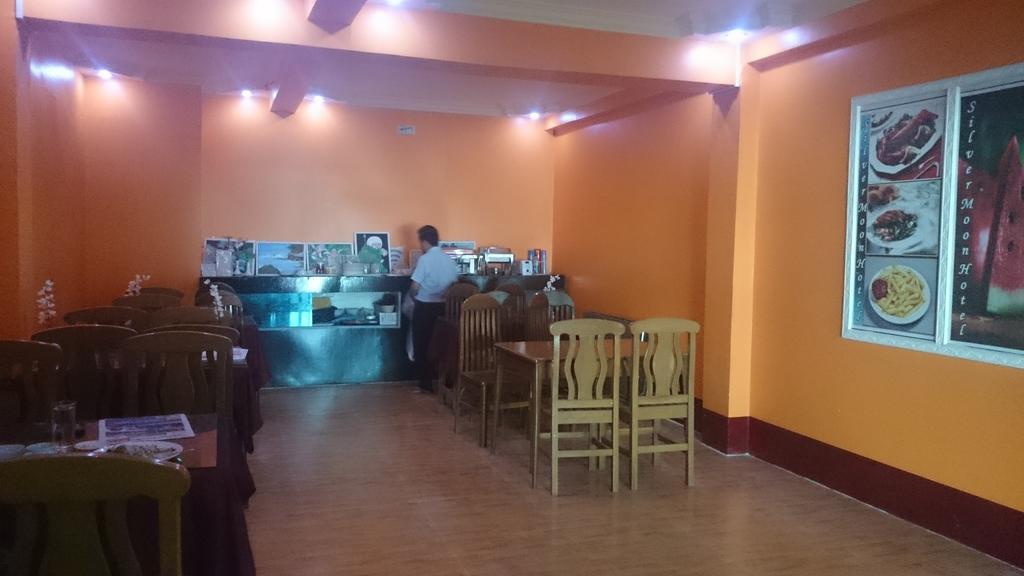 Silver Moon Hotel Yangon Dış mekan fotoğraf